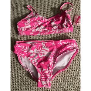 Kanu Surf Fiona V-Neck Bikini. Size 10. Neon Pink